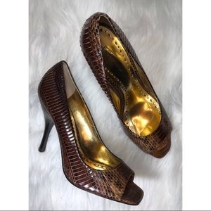 ✨BCBGirls Faux Snakeskin Peep Toe Heels, Size 9 ✨